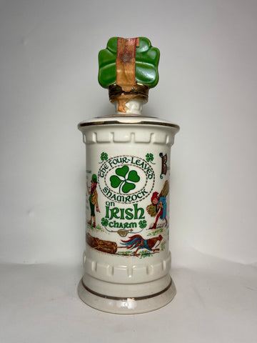 Stitzel-Weller Old Fitzgerald 6YO Kentucky Straight Bourbon Whiskey in The Four-Leaved Shamrock An Irish Charm Ceramic Decanter - Distilled 1971 / Bottled 1977 (43%, 75.7cl)