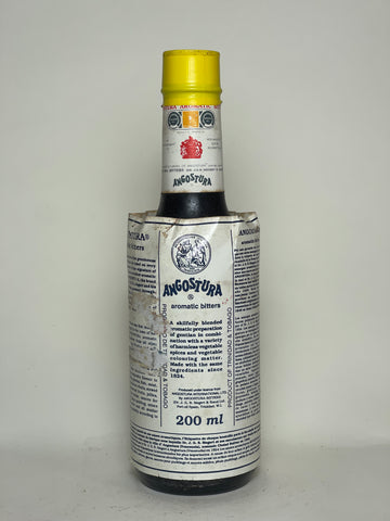 Dr. J. G. B. Siegert & Sons Angostura Aromatic Bitters - 1980s (44.7%, 20cl)