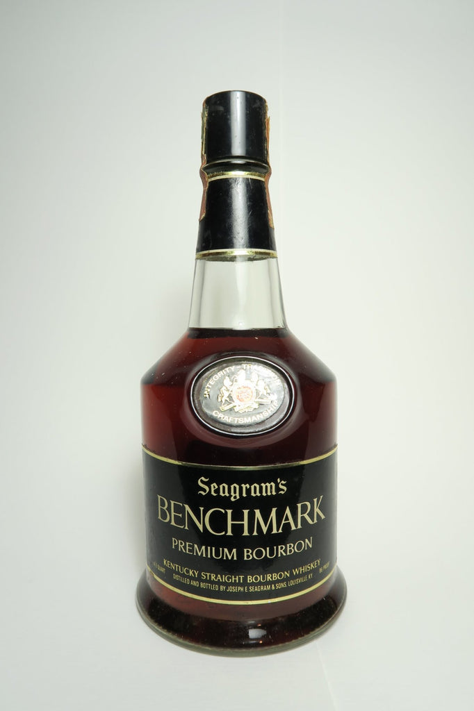 Seagram's Benchmark 6YO Kentucky Straight Bourbon Whiskey - Distilled 1962, Bottled 1968 (43%, 75.7cl)