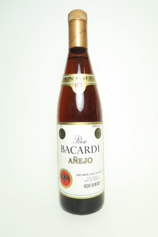 Bacardi Ron Añejo - 1970s (38%, 75cl)